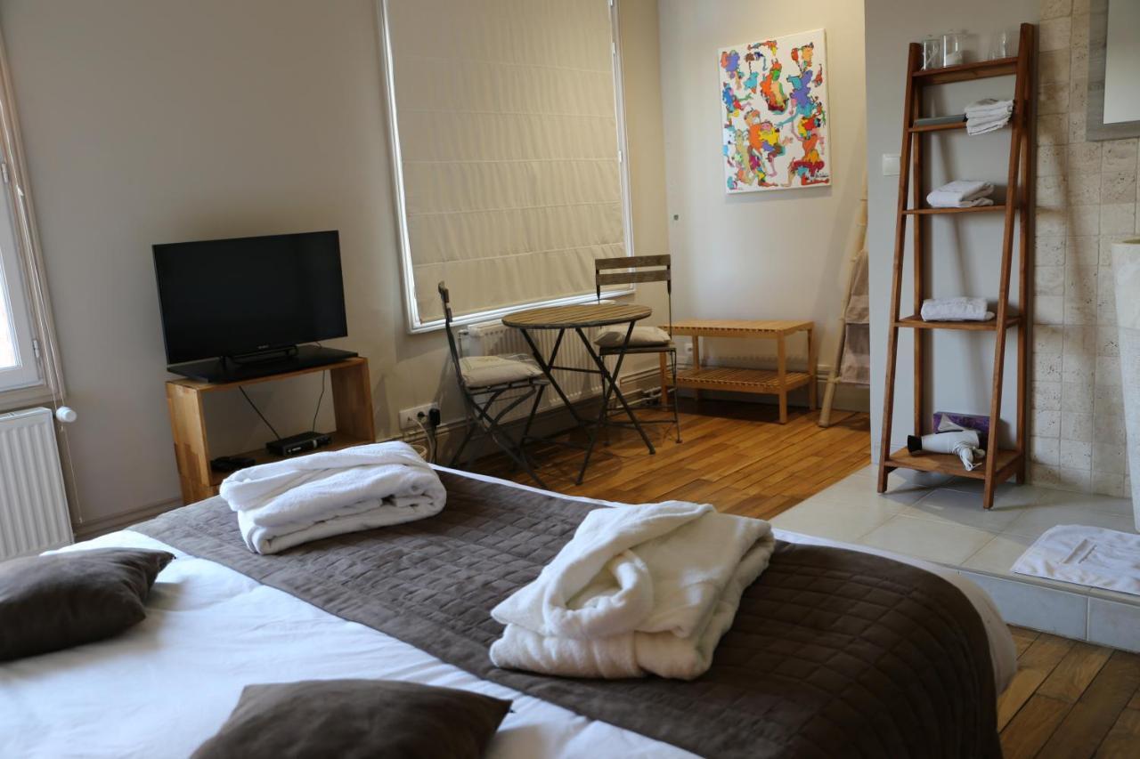 Domaine De Senercy Bed & Breakfast Sery-les-Mezieres Екстериор снимка